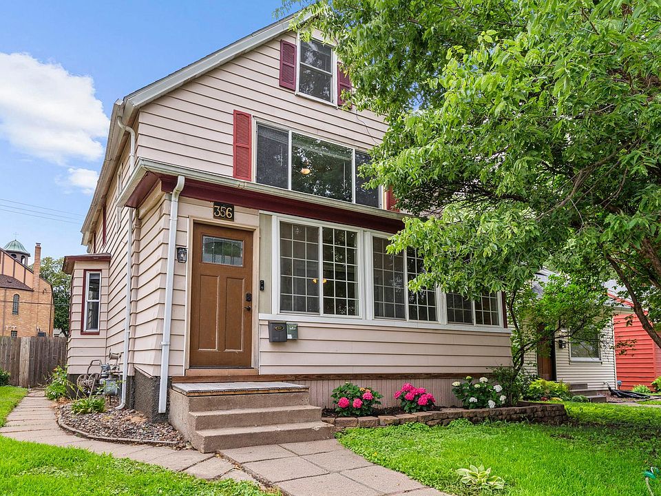 1st image of 356 1st Ave S