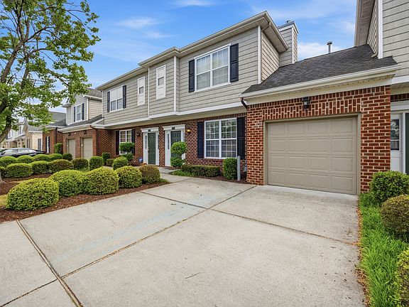 2nd image of 5325 Brinsley Ln