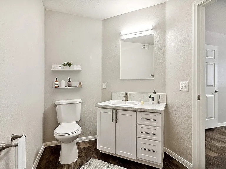 Loma Vista — Photo 10
