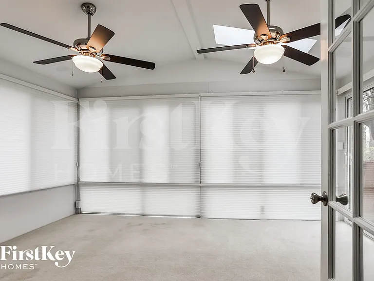 15520 Golden Ridge Ct — Photo 7