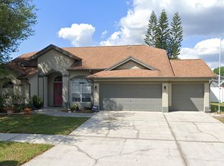 11830 Rossmayne Dr, Riverview, FL 33569
