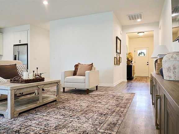 4th image of 2896 Brahman Cir