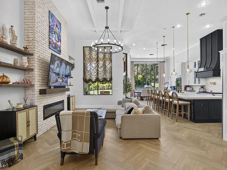 10336 Trianon Pl — Photo 9