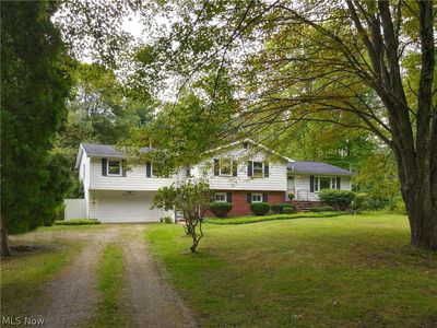 8343 Pettibone Rd, Chagrin Falls, OH, 44023