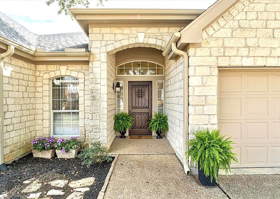 1st image of 4217 Kachina Dr