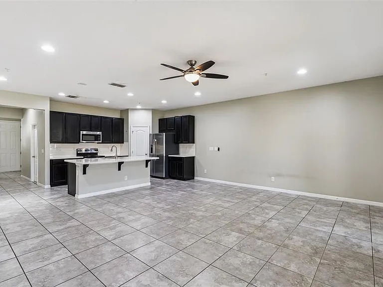 618 Merry Brook Cir — Photo 6
