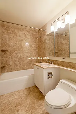 Rented by Mirador Real Estate | media 30