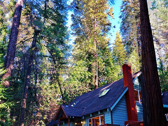 2nd image of 1111 Cypress Point Dr