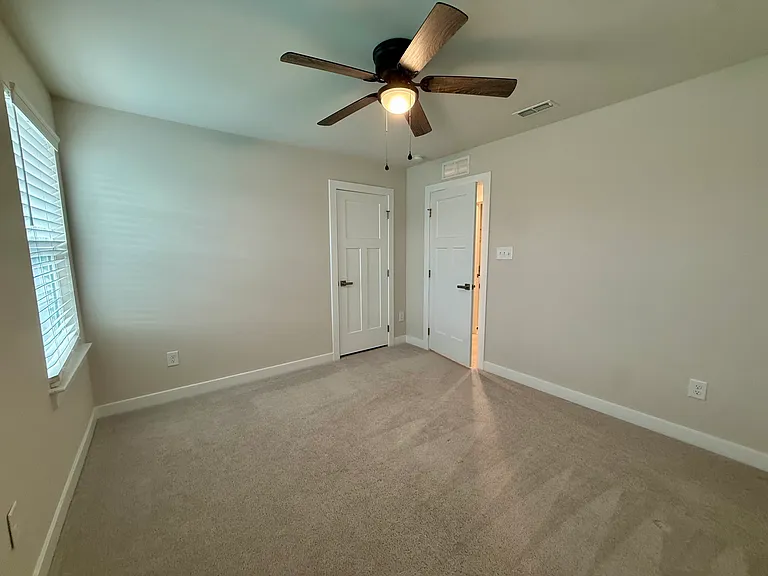 3601 Trillium Dr — Photo 45