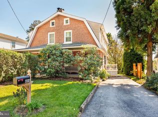 444 Saint Davids Ave, Wayne, PA 19087