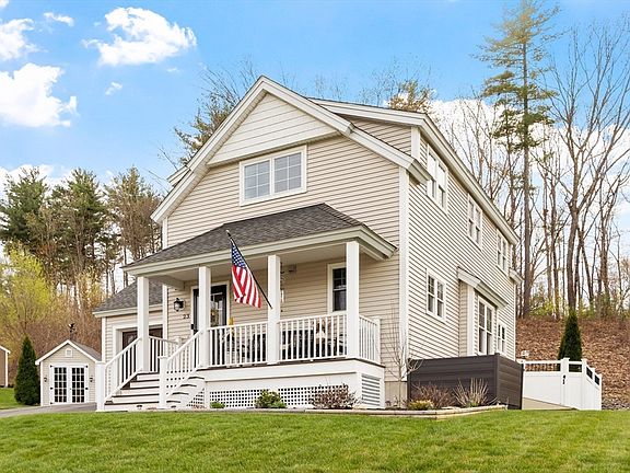 3rd image of 23 Dobson Cir
