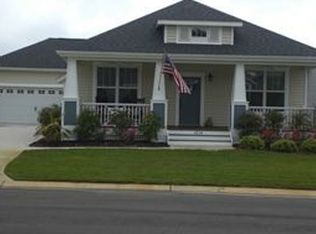 1210 Daisy Ct, Holly Ridge, NC 28445