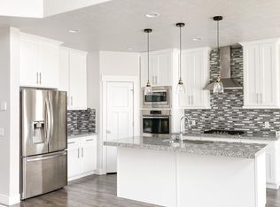 137 E Zen Rd, Vineyard, UT 84059