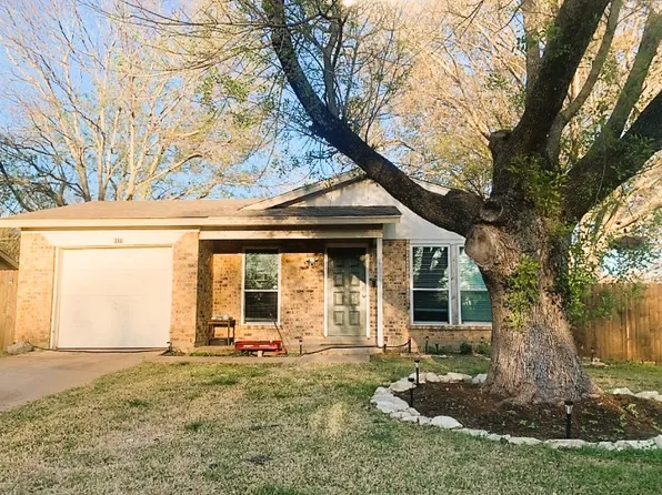1123 Saturn Dr, Cedar Hill, TX 75104