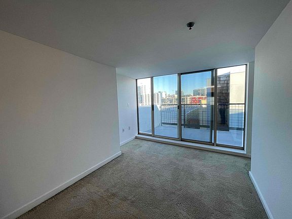4th image of 175 Bluxome St Unit 317