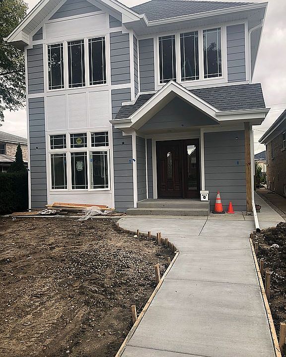 1st image of 4712 N Oconto Ave