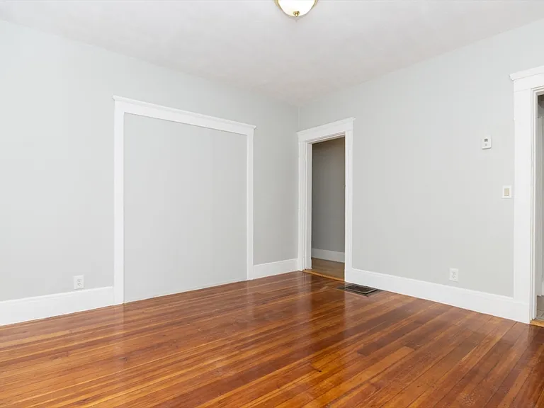 35 Torrey St #3 — Photo 10