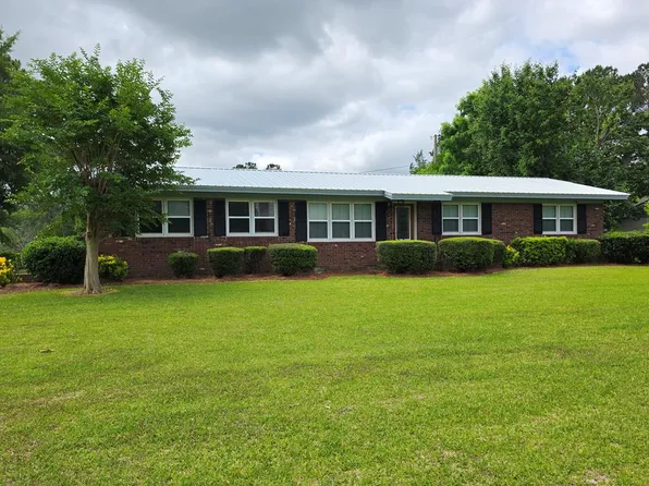 154 Lincoln Ave, Fitzgerald, GA 31750