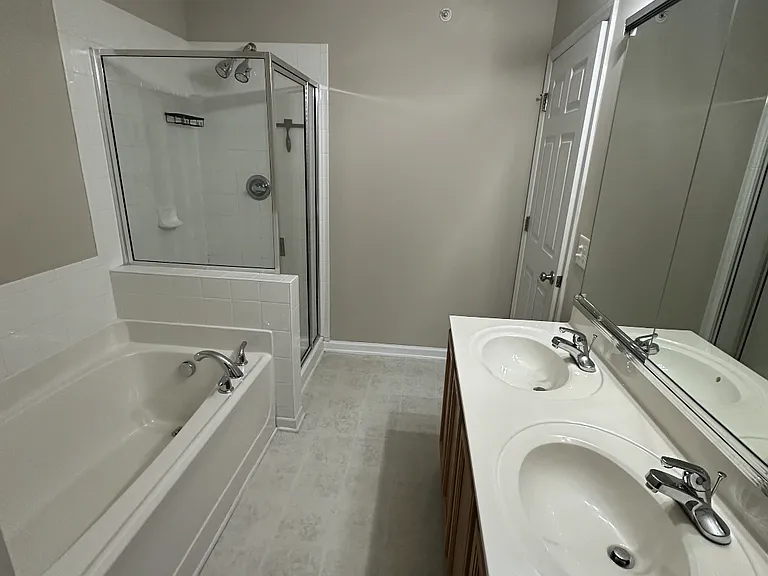 2210 Valley Edge Dr #105 — Photo 17