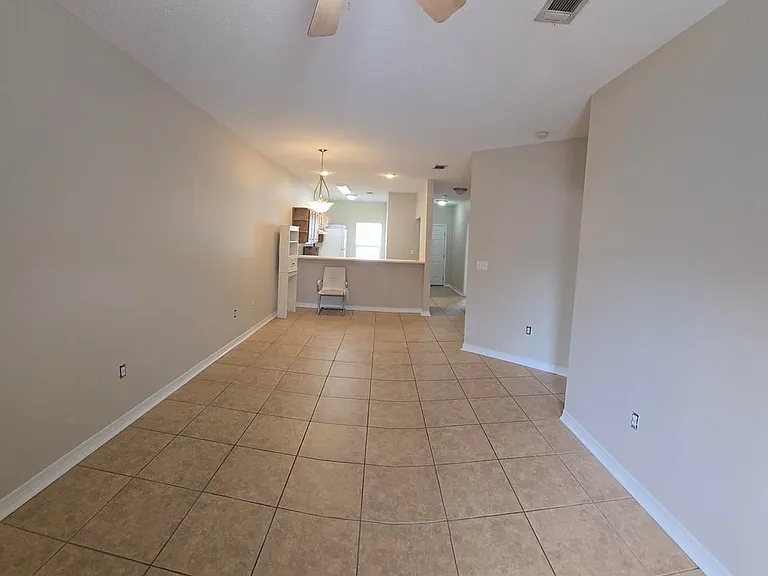 204 Ann Cir #C — Photo 7