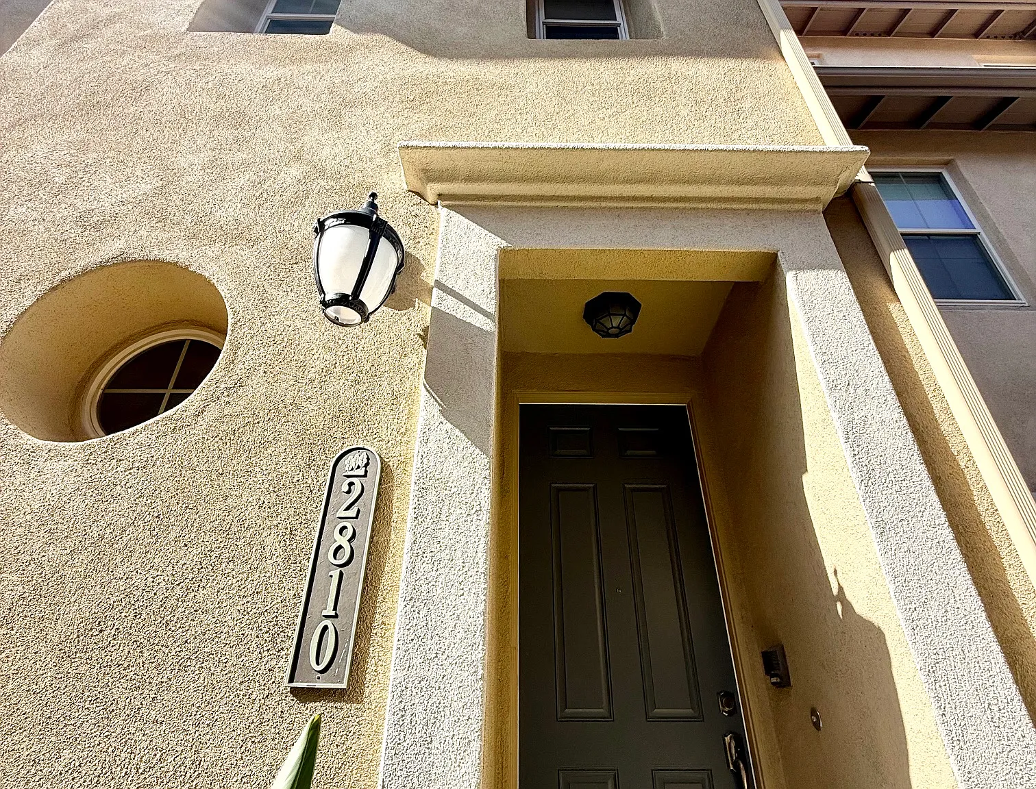 3 bed, 1759 sqft, $4,100 — Photo 1