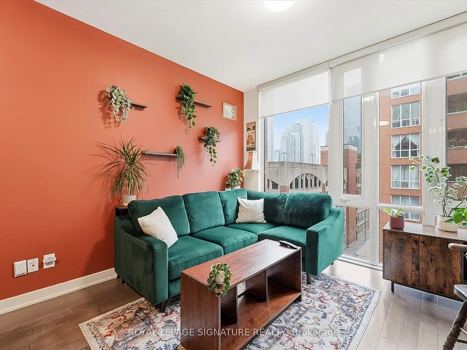 3 Market St #421