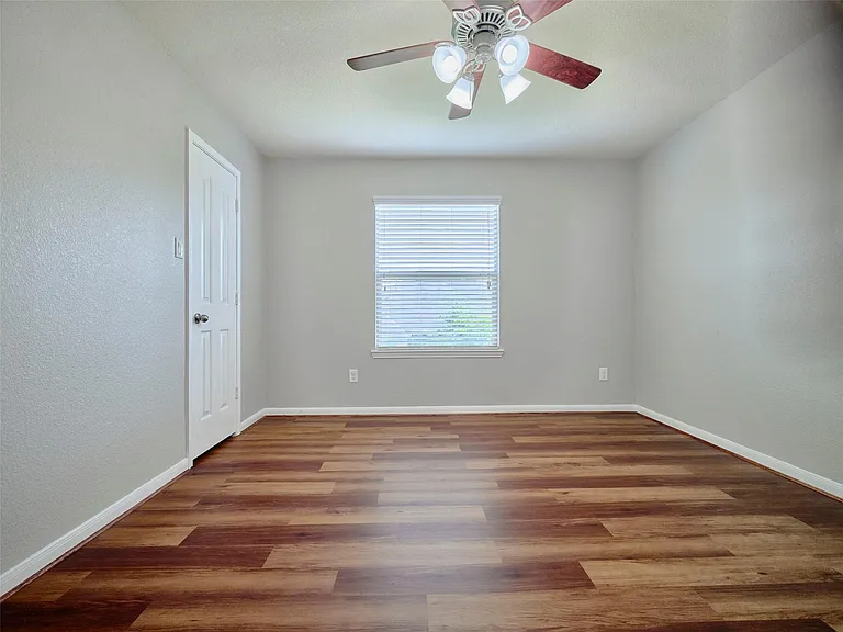 8230 Silent Deep Dr — Photo 32