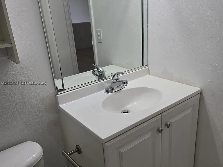 17901 NW 68th Ave #Q201 — Photo 13