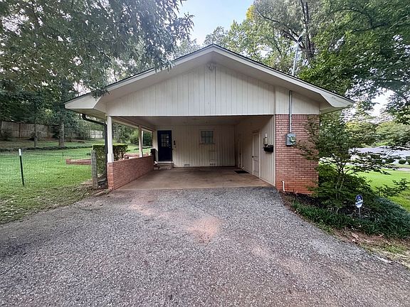 4th image of 107 Redland Ln