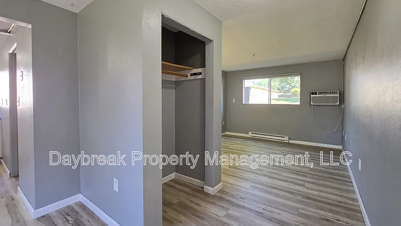 1 bed, 1.0 bath, $775 — Photo 4