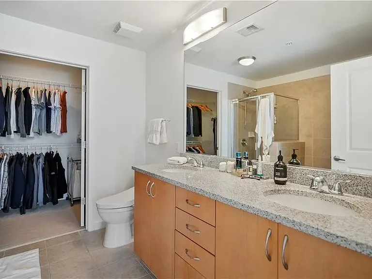 860 Peachtree St NE #1302 — Photo 4