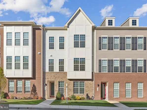 1636 Field Sparrow Ter NE, Leesburg, VA 20176