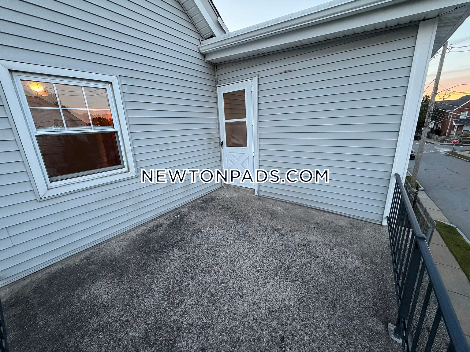 2 bed, $2,400 — Photo 4