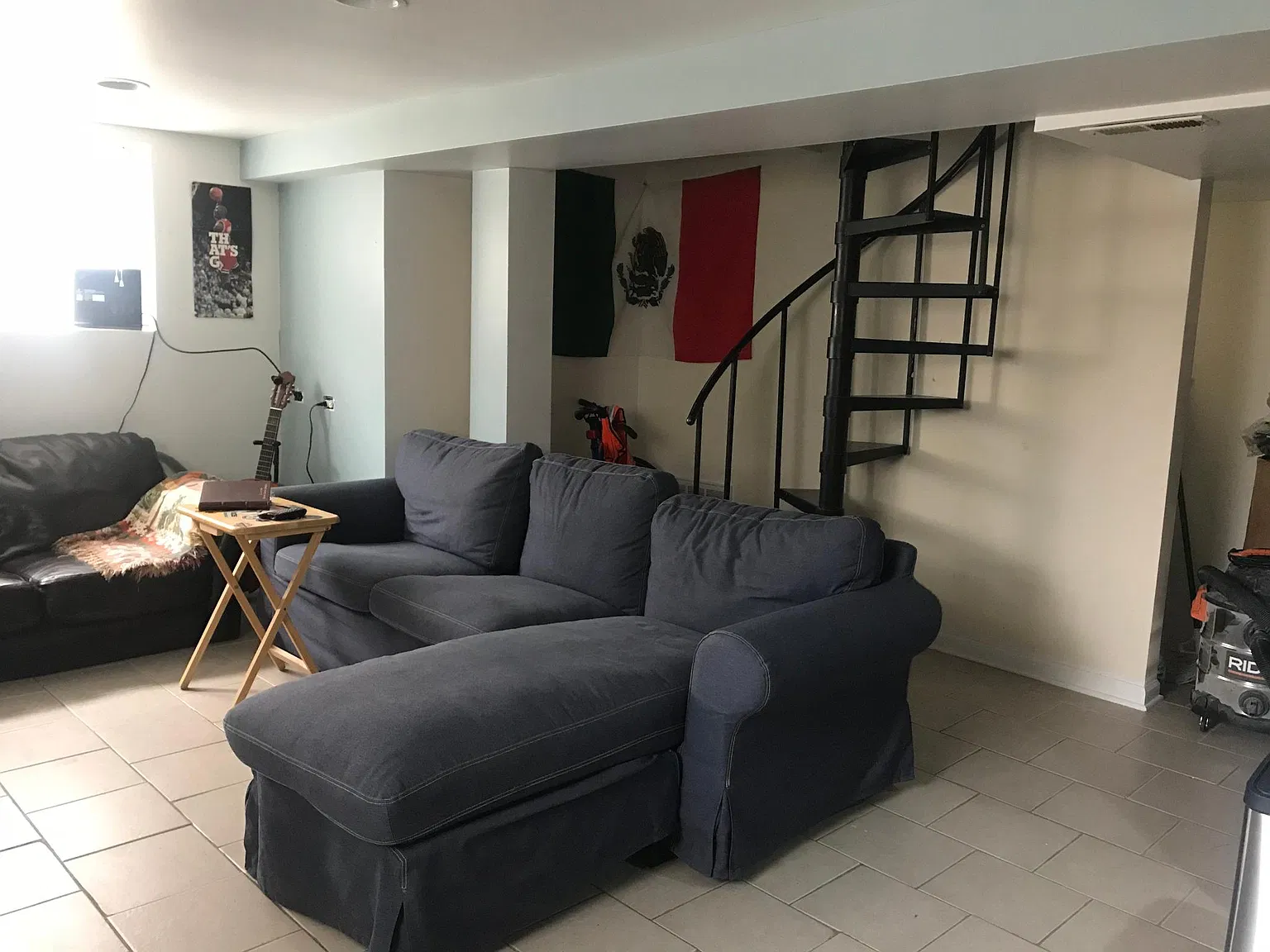 3646 W Oakdale Ave — Photo 4