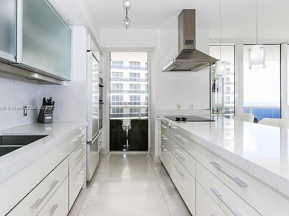 3rd image of 1850 S Ocean Dr APT 3701