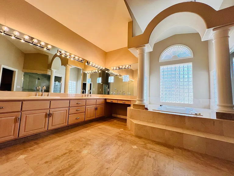 7408 Silver Palm Ave — Photo 16