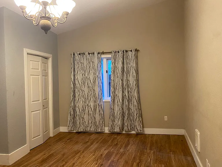 3423 W Pikes Peak Ave #A — Photo 13