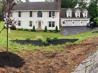 6 Berry Rd, Derry, NH 03038