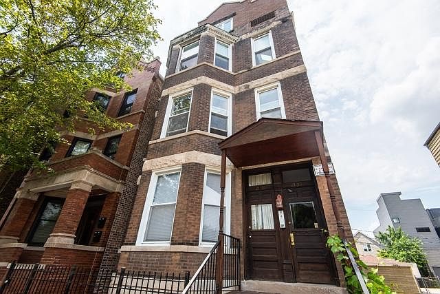 1st image of 2136 N Oakley Ave APT 2