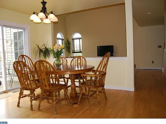 Breakfast Room