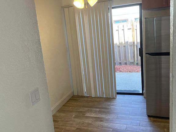 2nd image of 980 Canal View Blvd APT J8