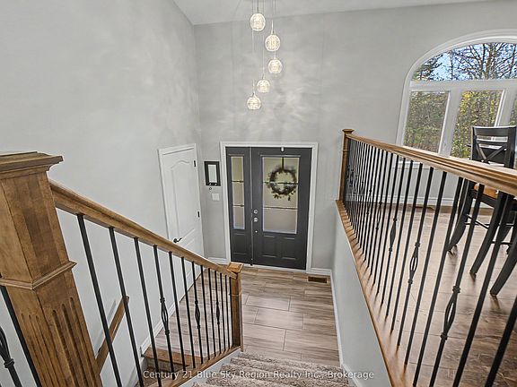5th image of 551 Lavigne Rd