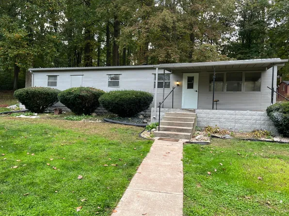 421 Sunnyside Rd, Myerstown, PA 17073