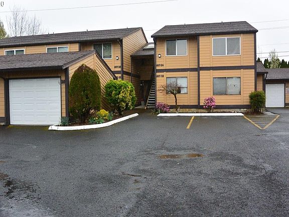 2nd image of 607 SE 121st Ave #34