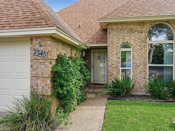 3rd image of 2345 Willow Dr