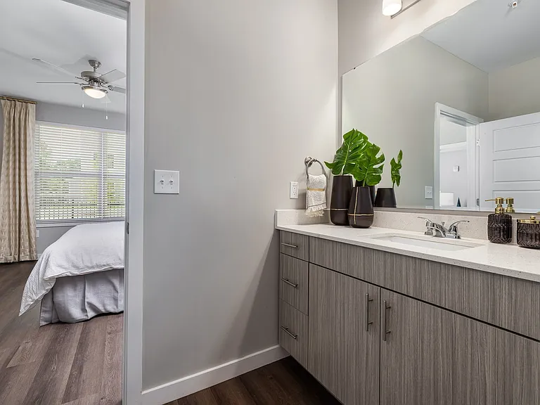 26-web-or-mls-7K5A8624