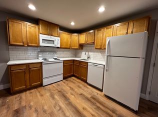 2 Pineland Ave, Worcester, MA 01604