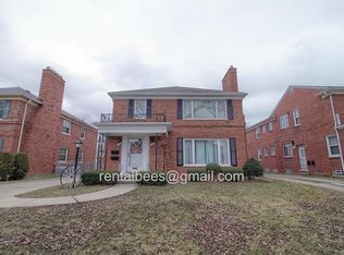 778 Harcourt Rd, Grosse Pointe Park, MI 48230