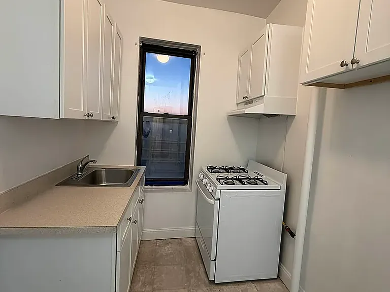 8602 Fort Hamilton Pkwy #5L — Photo 6