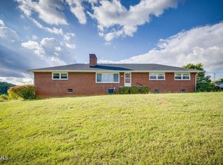 724 Dinsmore St, Kingsport, TN 37660